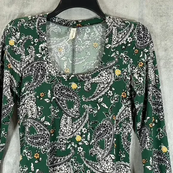 24SEVEN Comfort Apparel Women's Green Paisley-Print Scoop-Neck Long-Sleeve Dress - Picture 4 of 12